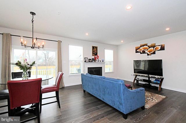 500 STERLING DR, East Norriton, PA 19401