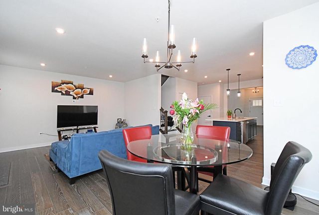 500 STERLING DR, East Norriton, PA 19401