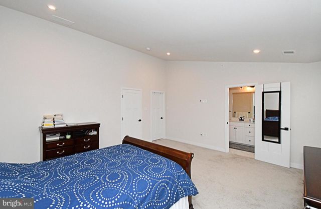 500 STERLING DR, East Norriton, PA 19401