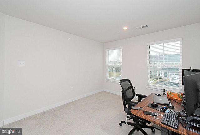 500 STERLING DR, East Norriton, PA 19401