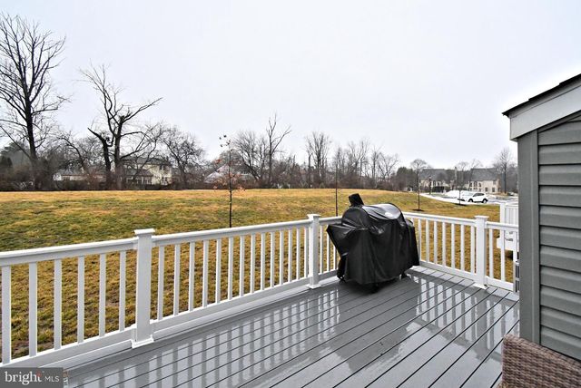 500 STERLING DR, East Norriton, PA 19401