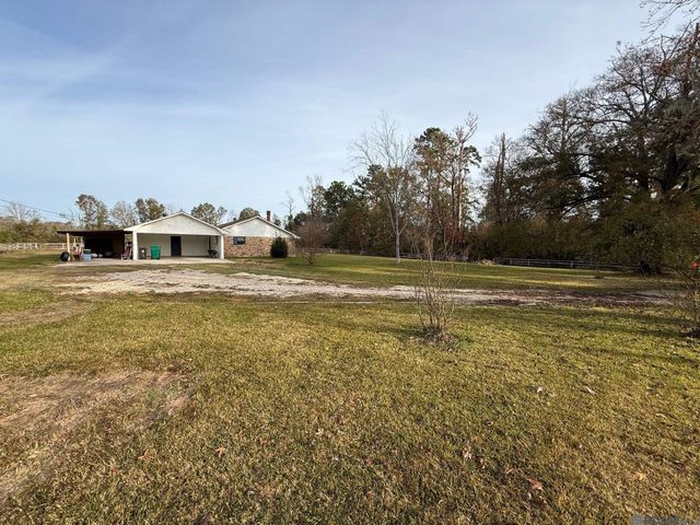 18565 Aydell Ln, French Settlement, LA 70733