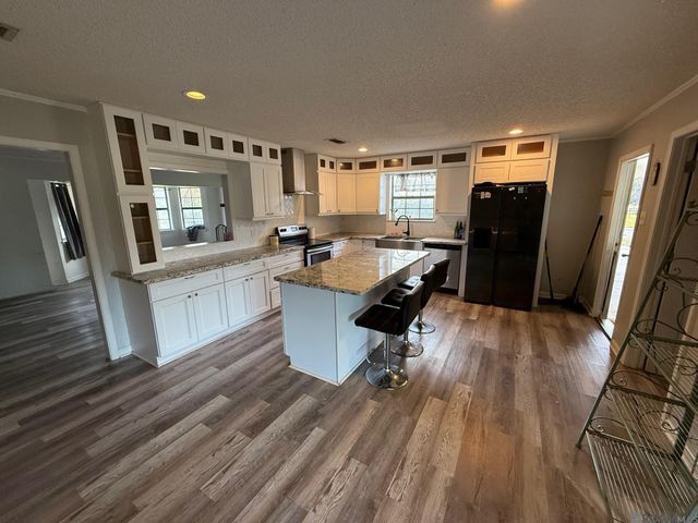 18565 Aydell Ln, French Settlement, LA 70733