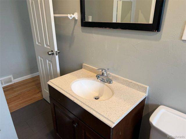 3124 Quari St, Aurora, CO 80011