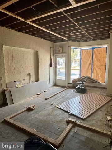 20-22 E BROAD ST, Burlington, NJ 08016