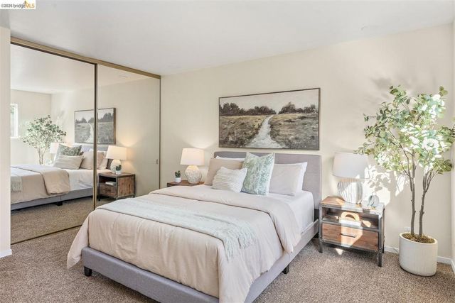 1144 Parkridge Dr, Richmond, CA 94803