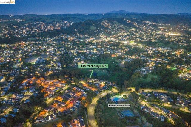 1144 Parkridge Dr, Richmond, CA 94803