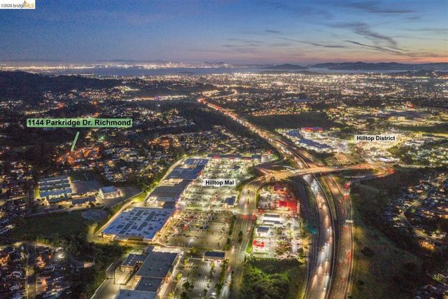 1144 Parkridge Dr, Richmond, CA 94803