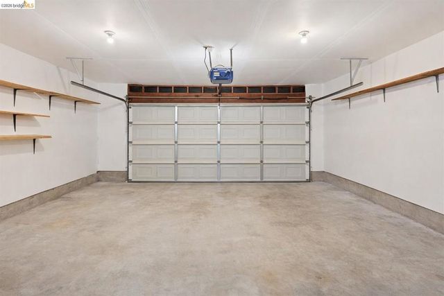 1144 Parkridge Dr, Richmond, CA 94803