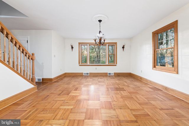 901 ACADEMY LN, Bryn Mawr, PA 19010