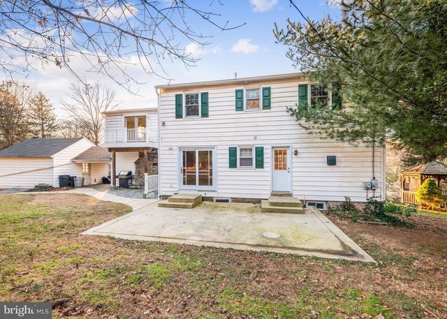 901 ACADEMY LN, Bryn Mawr, PA 19010