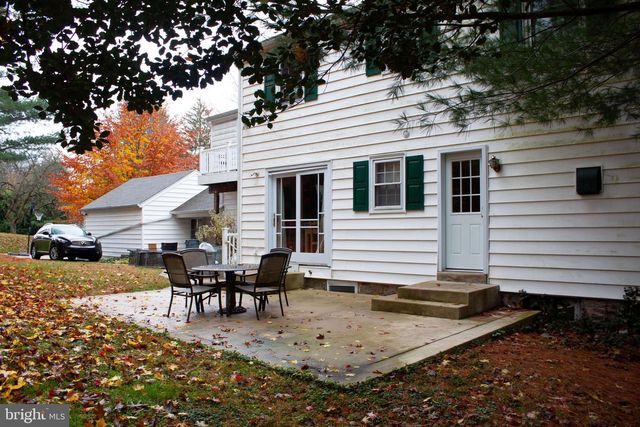 901 ACADEMY LN, Bryn Mawr, PA 19010