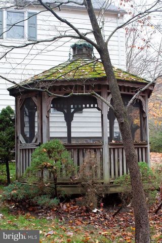 901 ACADEMY LN, Bryn Mawr, PA 19010