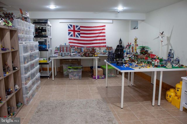 901 ACADEMY LN, Bryn Mawr, PA 19010