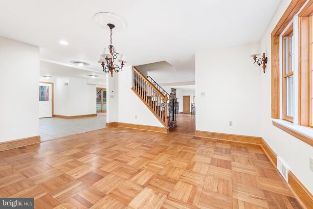 901 ACADEMY LN, Bryn Mawr, PA 19010