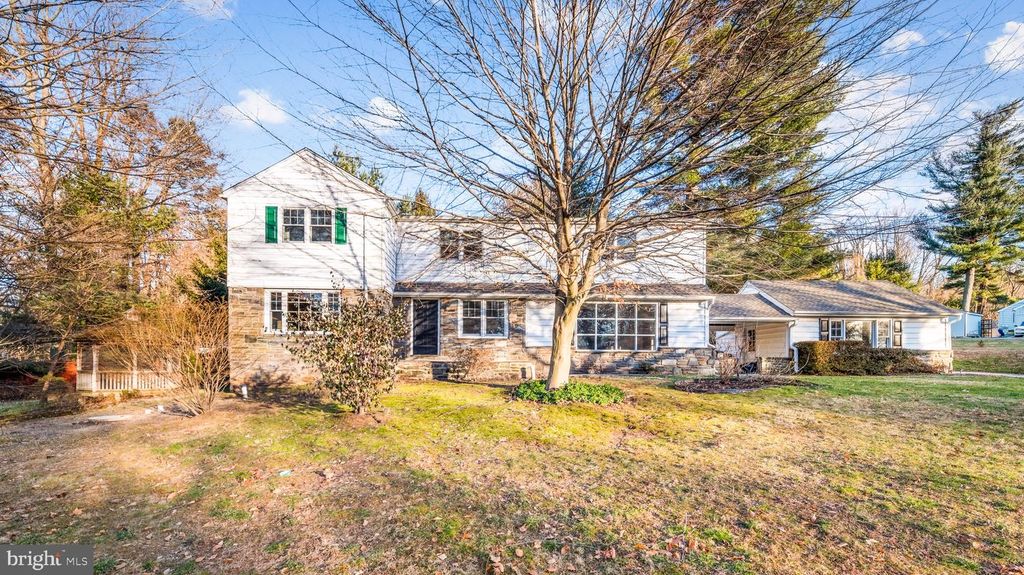 901 ACADEMY LN, Bryn Mawr, PA 19010