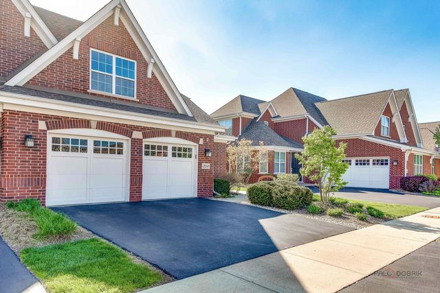 2240 Washington Drive, Northbrook, IL 60062