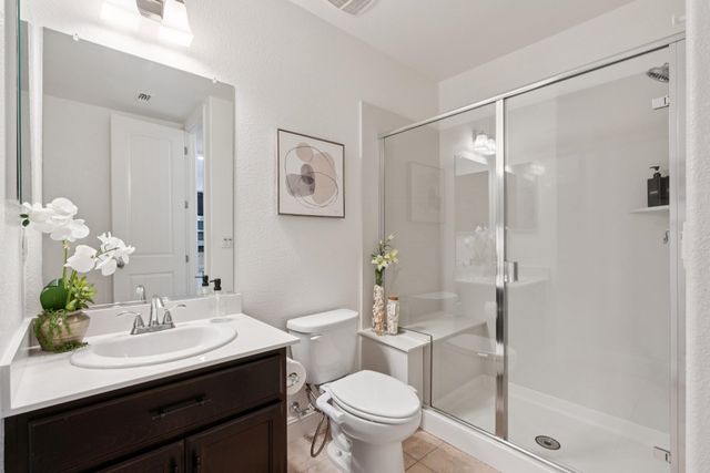 6466 Bayview Dr, Oakland, CA 94605