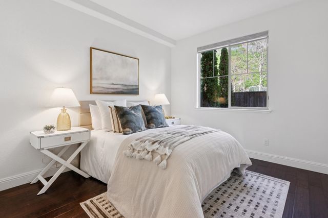 6466 Bayview Dr, Oakland, CA 94605