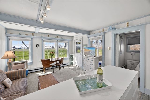 73 Main St 6, Chatham, MA 02633