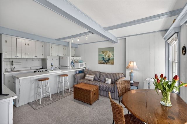 73 Main St 6, Chatham, MA 02633