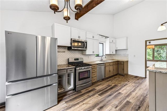 5169 Rockbridge Drive, Stone Mountain, GA 30087
