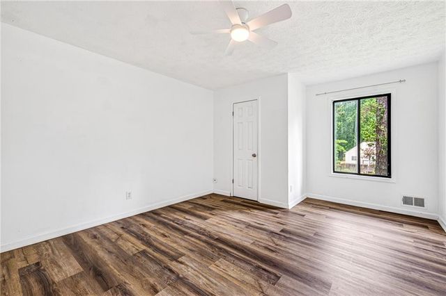 5169 Rockbridge Drive, Stone Mountain, GA 30087