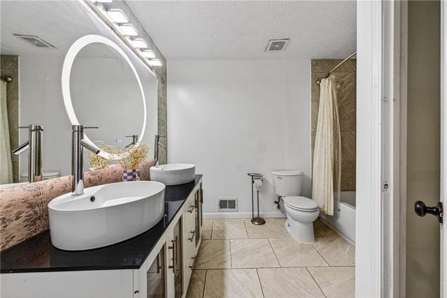 5169 Rockbridge Drive, Stone Mountain, GA 30087