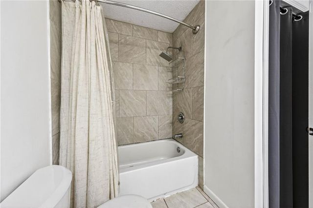5169 Rockbridge Drive, Stone Mountain, GA 30087