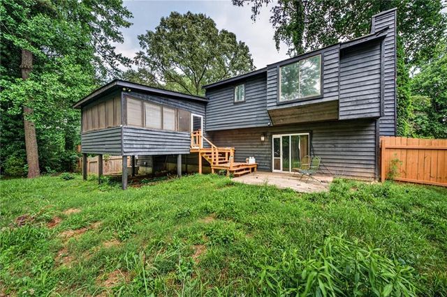 5169 Rockbridge Drive, Stone Mountain, GA 30087