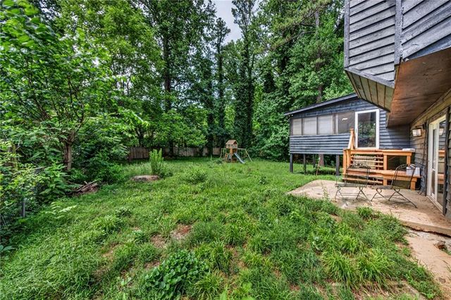 5169 Rockbridge Drive, Stone Mountain, GA 30087
