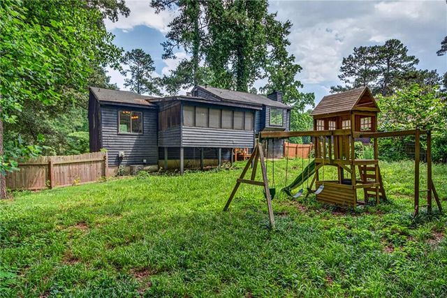5169 Rockbridge Drive, Stone Mountain, GA 30087