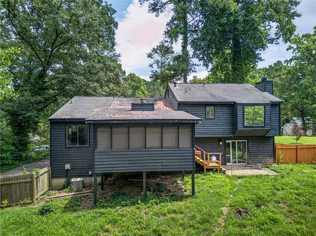 5169 Rockbridge Drive, Stone Mountain, GA 30087