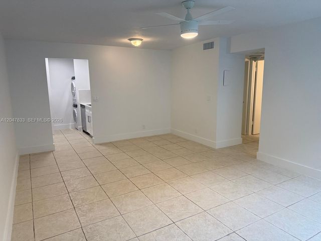 10116 Twin Lakes Dr 11-C, Coral Springs, FL 33071
