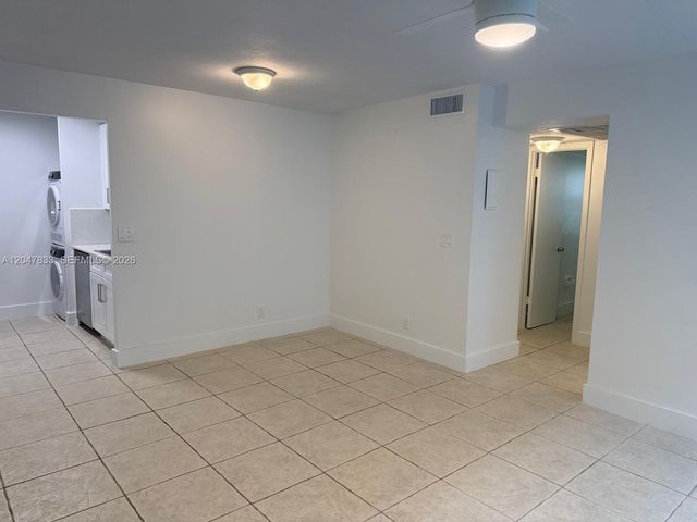 10116 Twin Lakes Dr 11-C, Coral Springs, FL 33071