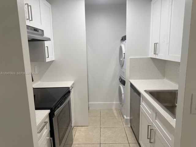 10116 Twin Lakes Dr 11-C, Coral Springs, FL 33071