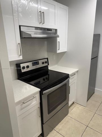 10116 Twin Lakes Dr 11-C, Coral Springs, FL 33071