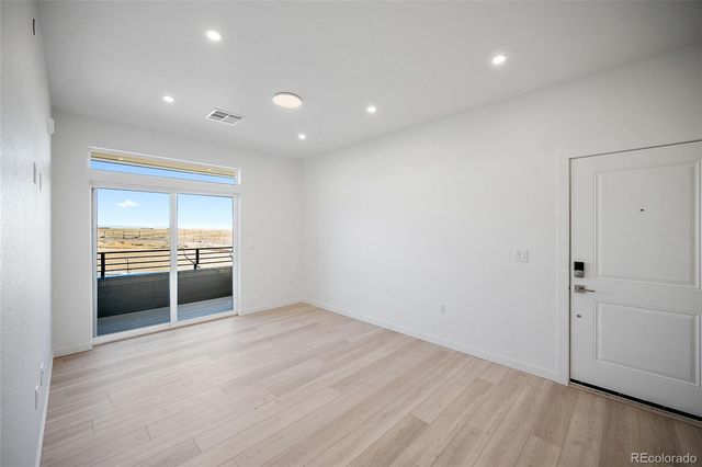 11940 Soprano Circle 302, Lone Tree, CO 80134