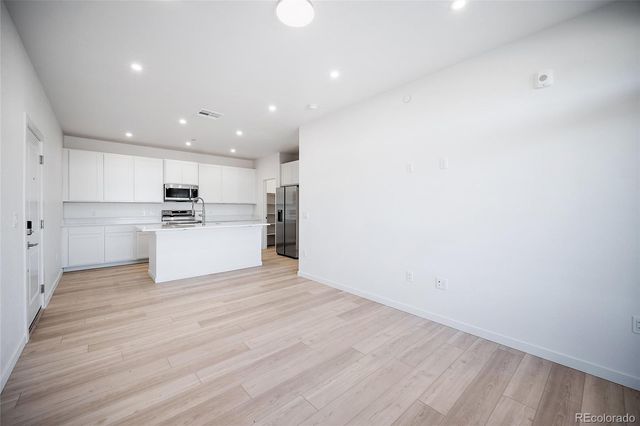 11940 Soprano Circle 302, Lone Tree, CO 80134