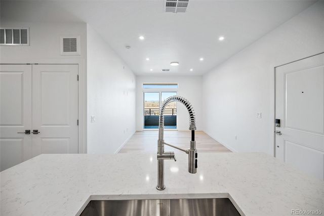 11940 Soprano Circle 302, Lone Tree, CO 80134