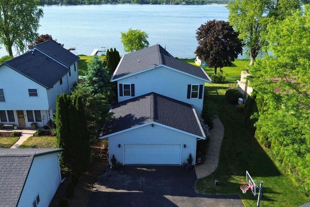 6058 Shady LANE, Hartford, WI 53027