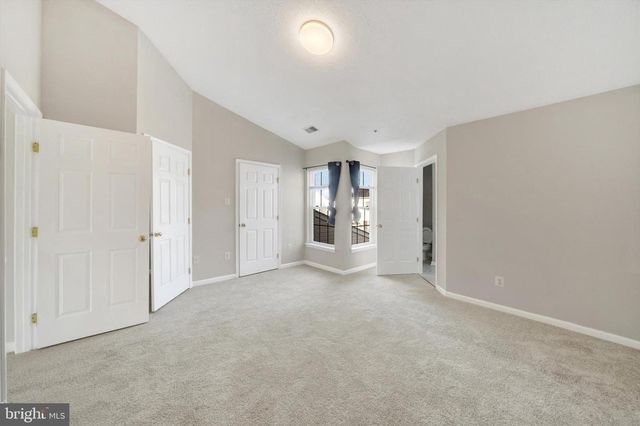 5032 FINSBURY RD, Rosedale, MD 21237