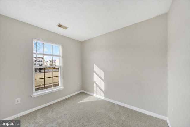 5032 FINSBURY RD, Rosedale, MD 21237