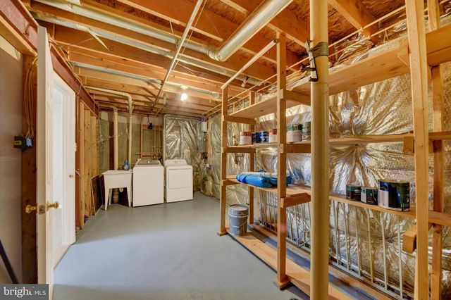 5032 FINSBURY RD, Rosedale, MD 21237