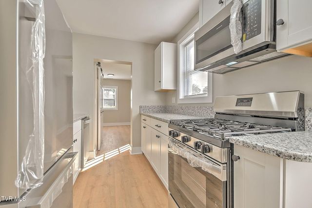1549 Carolina Avenue, Kingsport, TN 37664