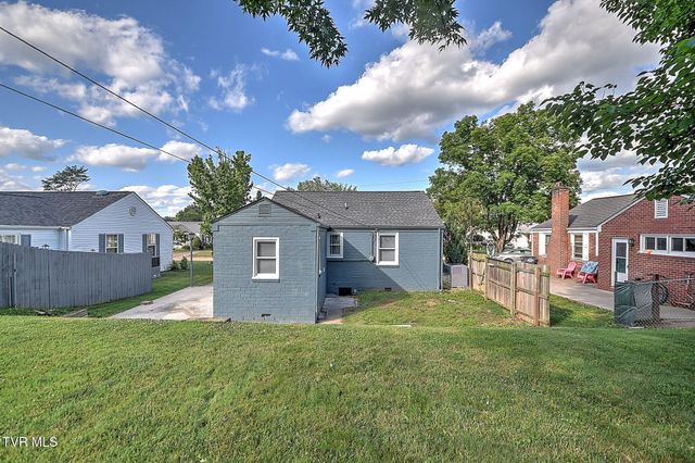 1549 Carolina Avenue, Kingsport, TN 37664