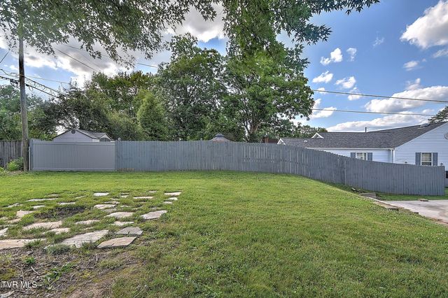 1549 Carolina Avenue, Kingsport, TN 37664