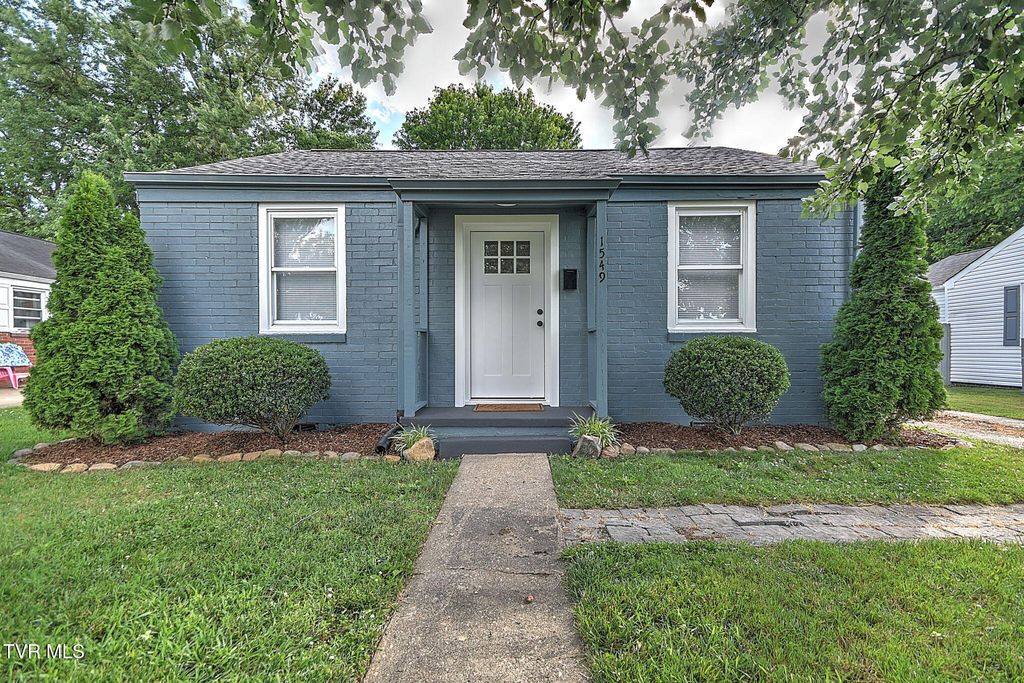 1549 Carolina Avenue, Kingsport, TN 37664