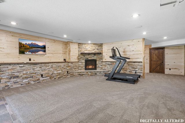 4027 148th Lane NE, Ham Lake, MN 55304