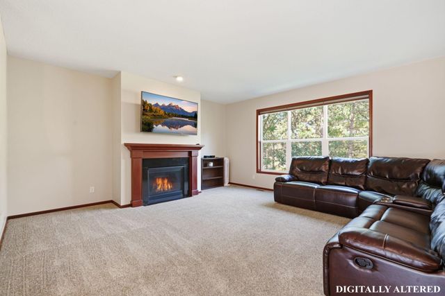 4027 148th Lane NE, Ham Lake, MN 55304